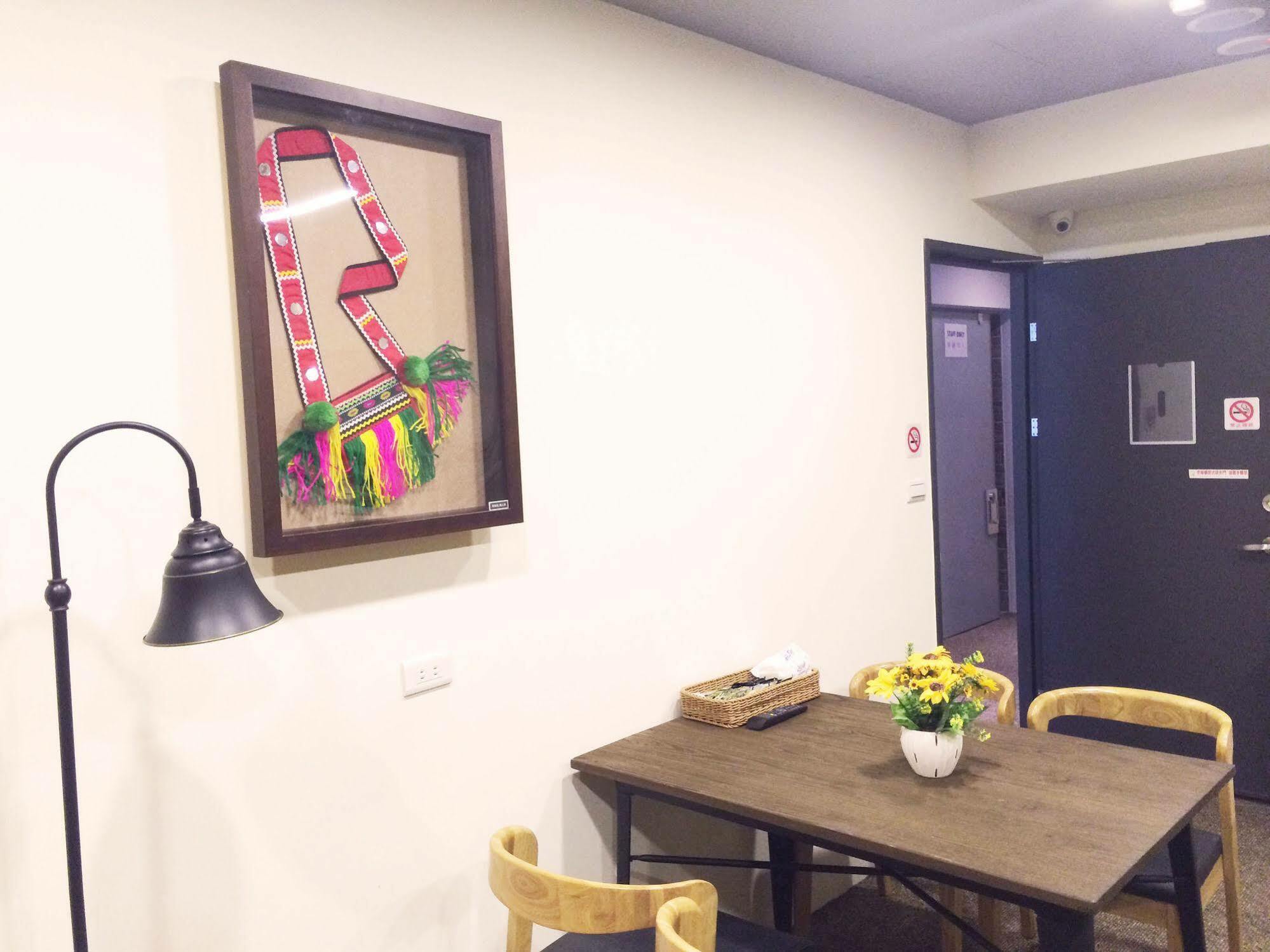Taipei Livepal Hostel Екстериор снимка