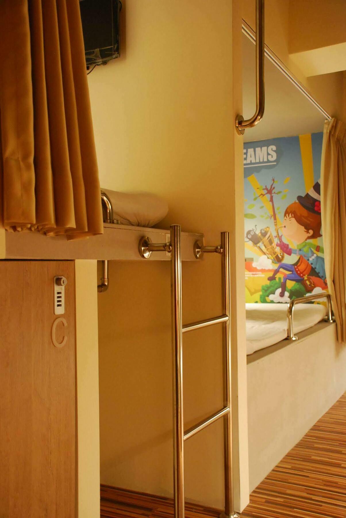 Taipei Livepal Hostel Екстериор снимка